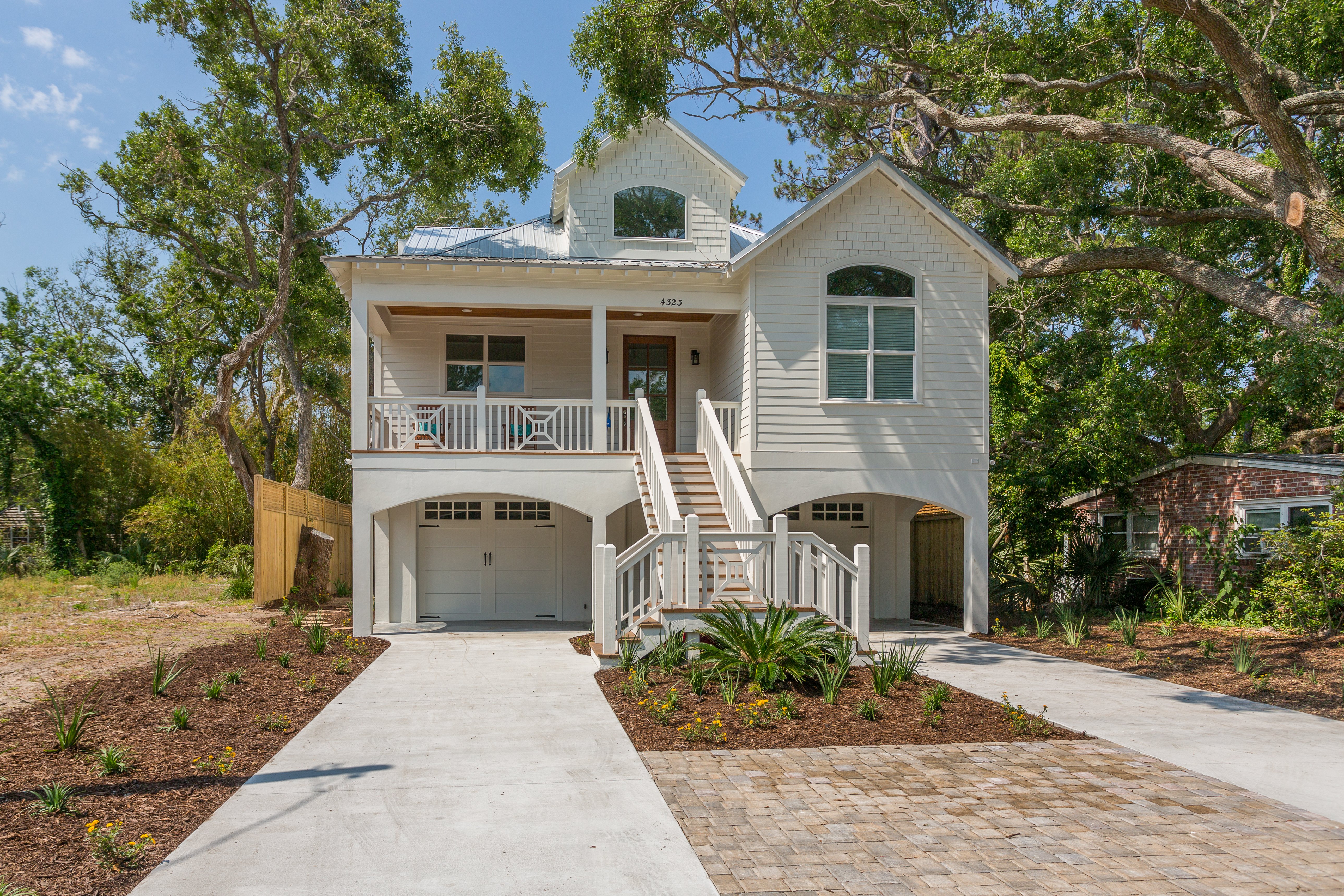 house リスト ③ 4323-13th-1.jpg?w=1200&h=630&q=80