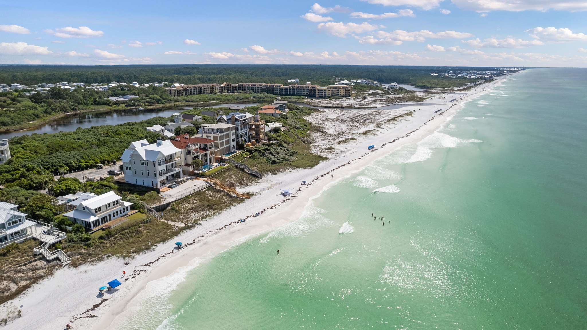 80 Blue Sky - Scenic Stays, image size:2048x1152