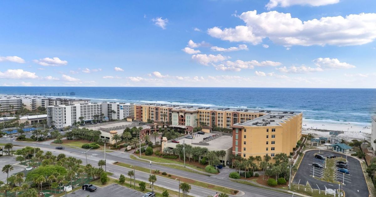 azure-117-scenic-stays