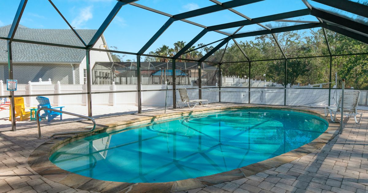 Vacation Rental Home for 16 Guests Crye Leike Gulf Coast