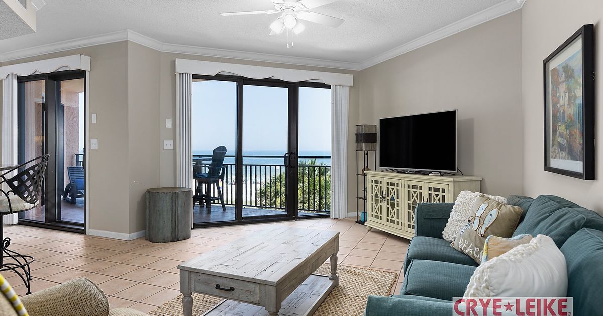 Seachase 302W Crye Leike Gulf Coast