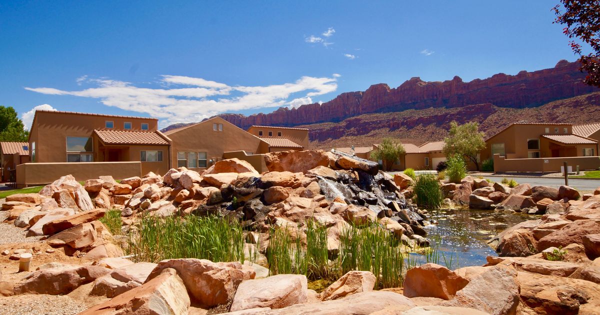 Rim Village Moab Utah Lodging