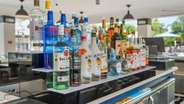 Vista Cay Pool Bar