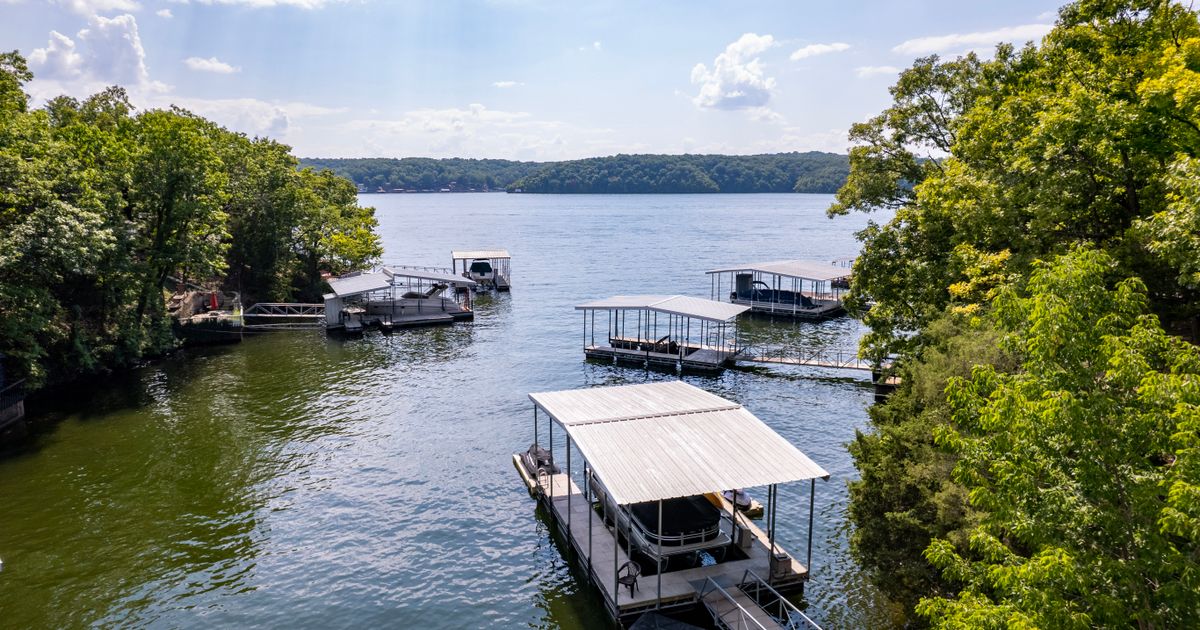 SHELTER COVE Four Seasons Property Management