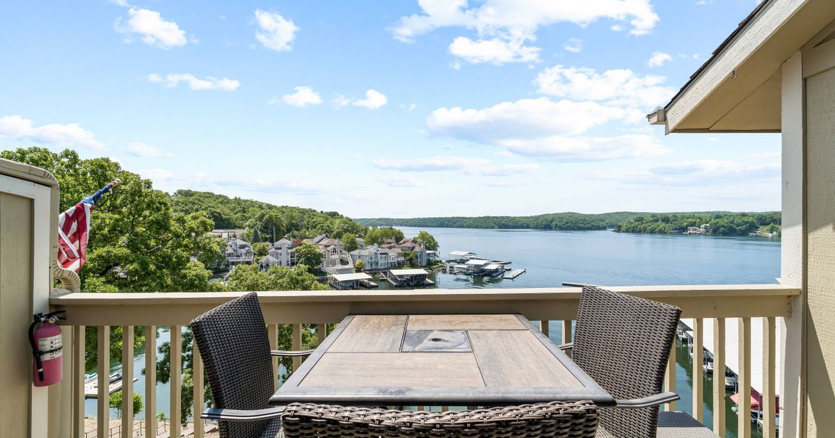 BAY POINT VILLAGE 545 Four Seasons Property Management