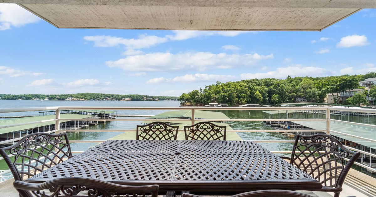 EMERALD BAY 250 Four Seasons Property Management