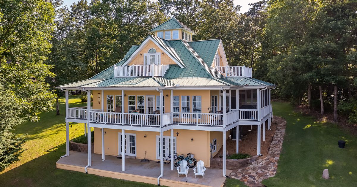 Lookout at Stoney Point Smith Lake Rentals