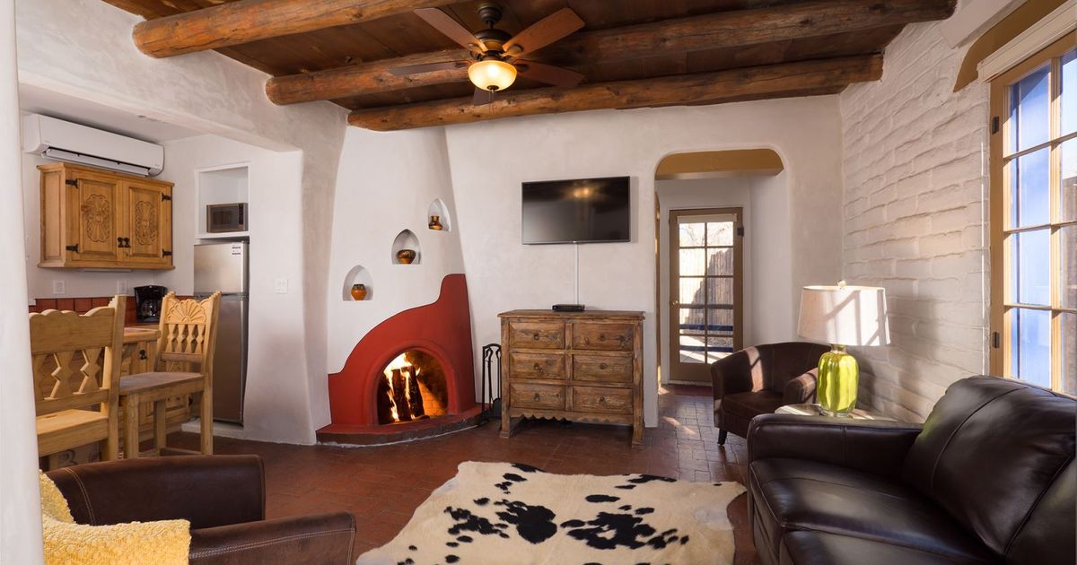 One Bedroom Pet Friendly Santa Fe Vacation Rental Besos Two Casitas