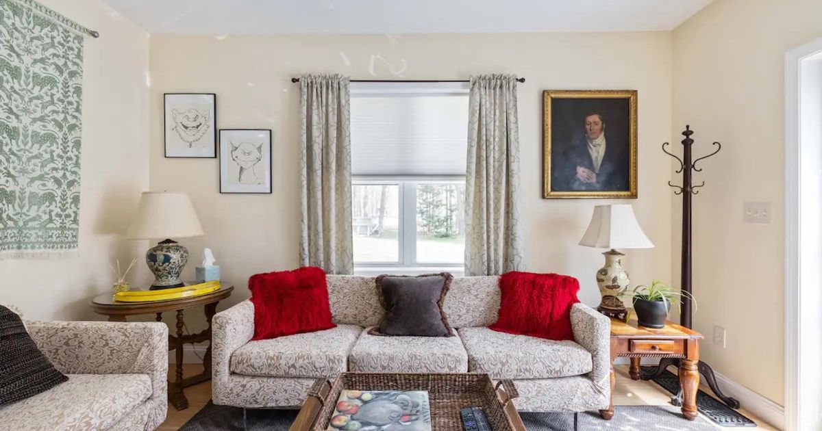 Adorable Cottage near Bunganut Seagrass Property Rentals