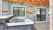 Hot tub on Deck