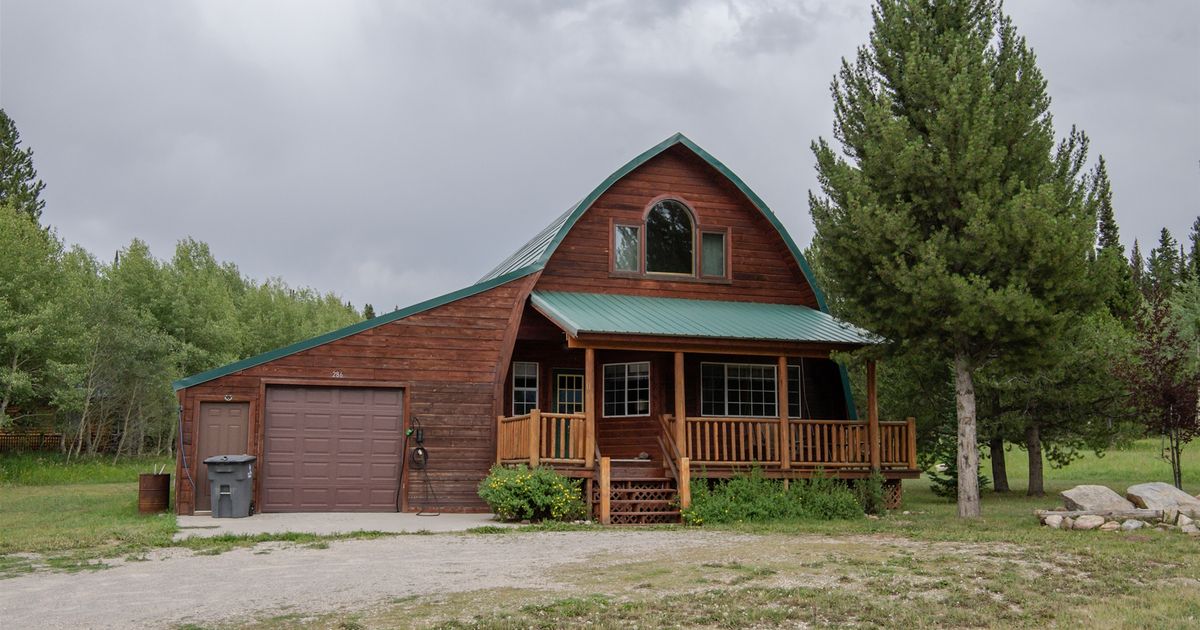 Forest Edge Retreat Vacation Rental Roam Properties Roam Property Management