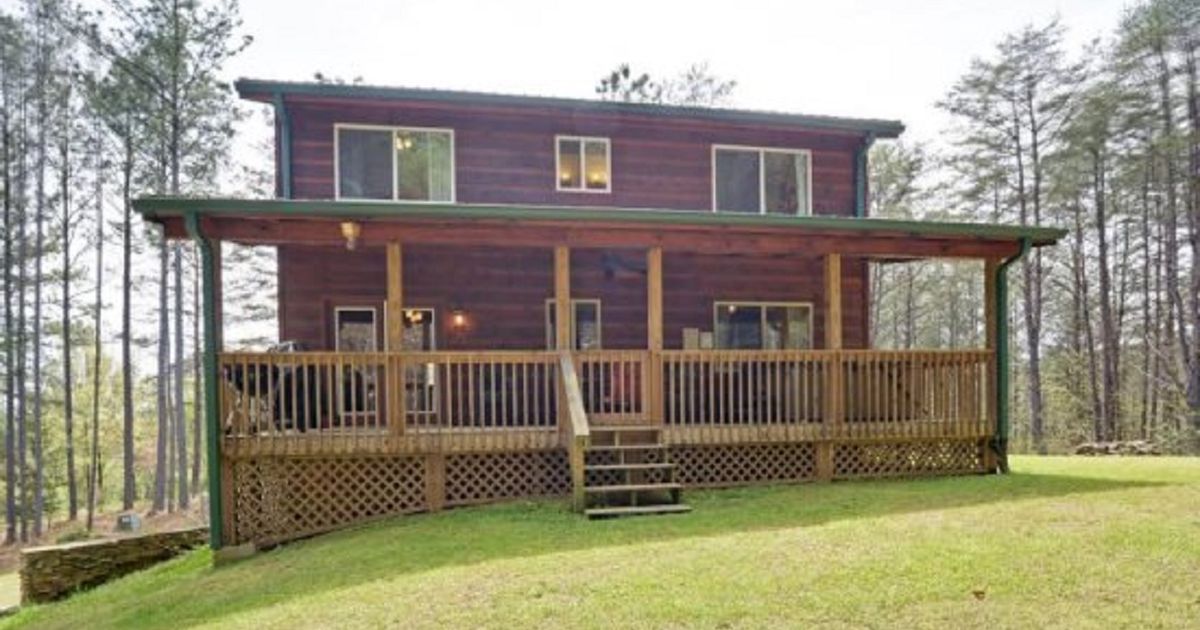 Horse Collar Lodge in Ducktown TN Ocoee River Cabin Rental Mountain