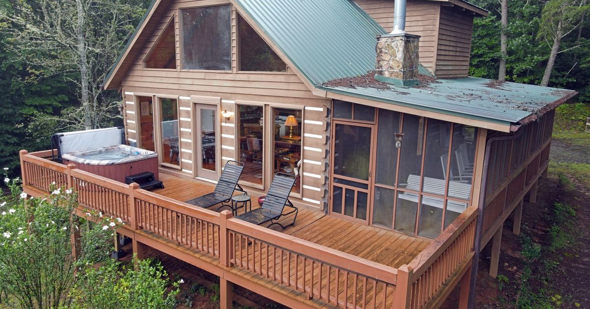 Simpler Times in Mineral Bluff GA North GA Cabin Rental Mountain