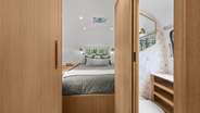 Queen bed nook