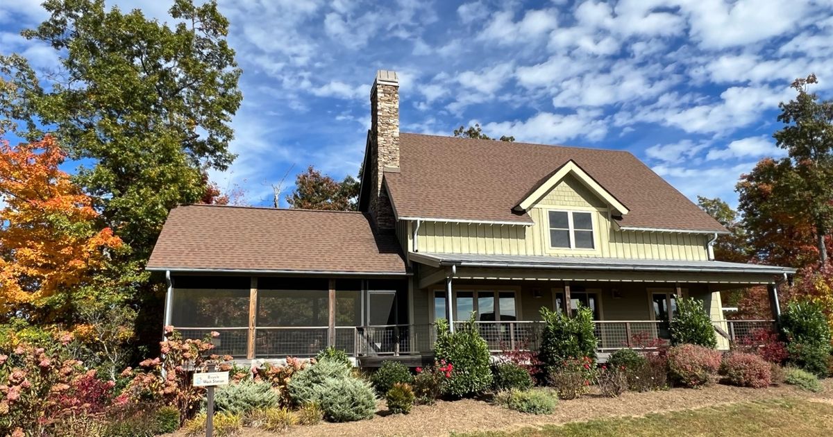 Pet Friendly Custom Home with Mountain Views in Sutton Knob White