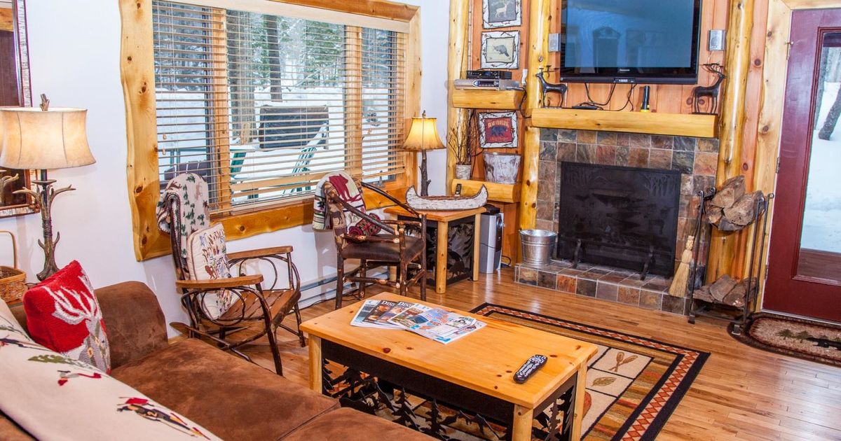 Engel & Volkers Lake Placid TukAWay Condo Lake Placid