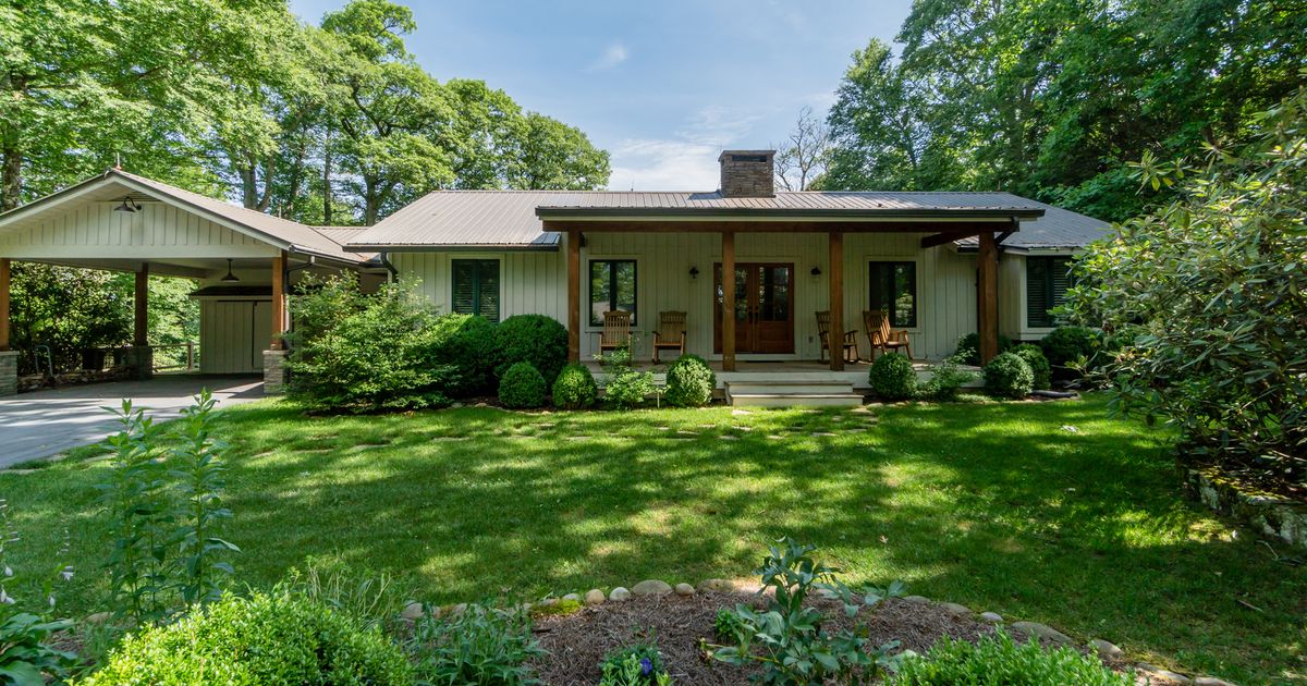 Highlands, NC Vacation Rental Little Bear Pen Rent In Highlands