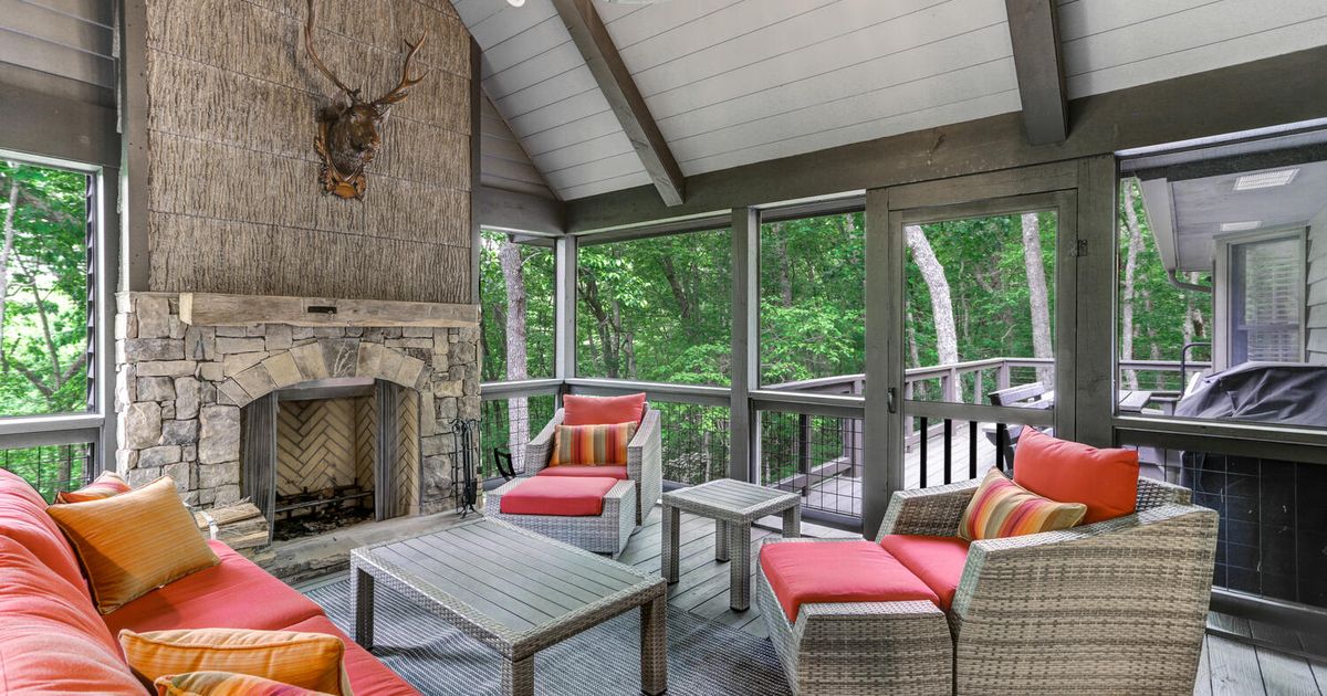 Highlands, NC Vacation Rental Dogwood Mountain Lodge Rent In