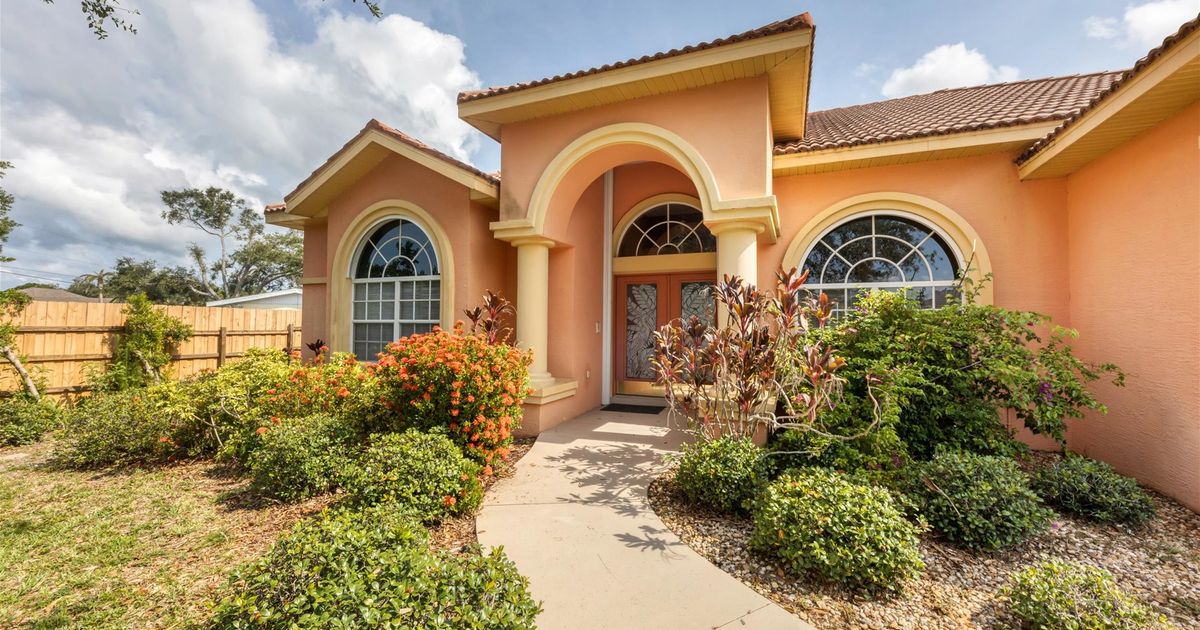 Paradise 1740 Larson St TMI Real Estate Company and Rentals Inc