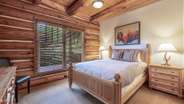 Main level queen room with hall bathroom