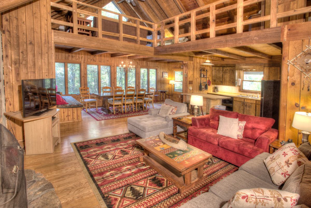 bear-footin-helen-ga-cabin-